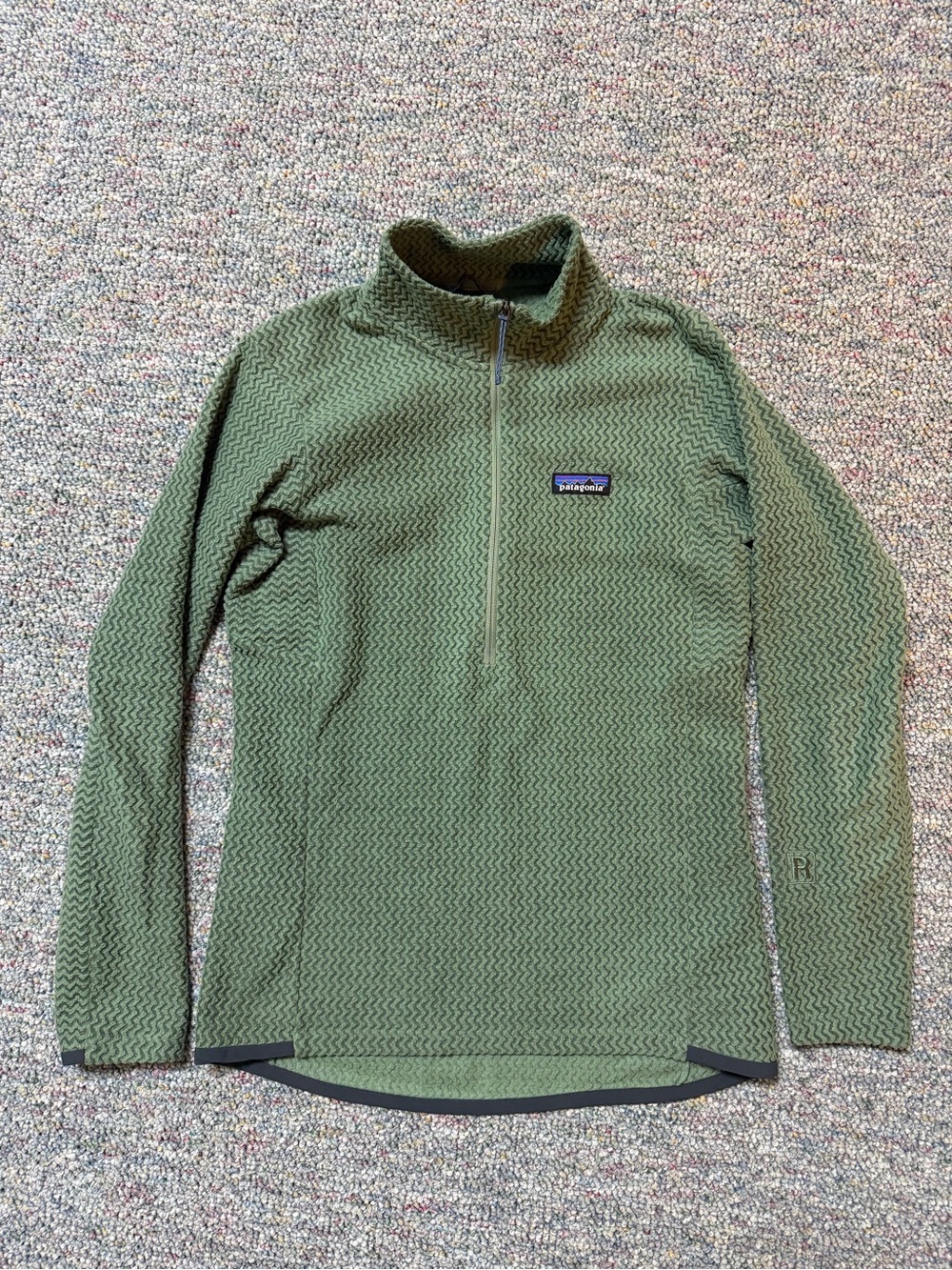 Patagonia Women’s R1 Air Fleece Zip-Neck